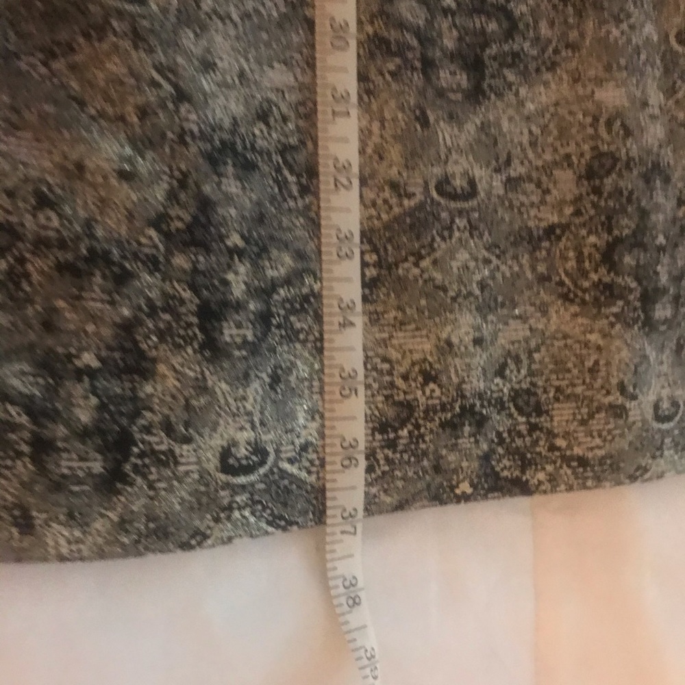 Dress - Picture 7 of 9